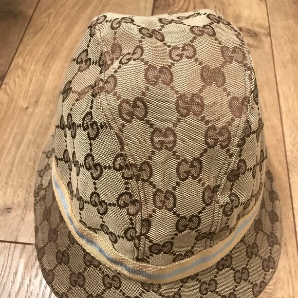 GUCCI GG canvas bucket hat w/ light blue trimmed ribbon - Picture 5 of 9